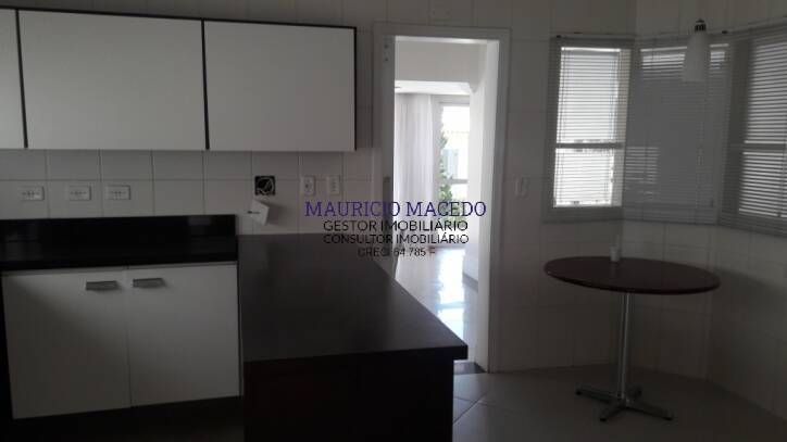 Casa à venda com 4 quartos, 310m² - Foto 26