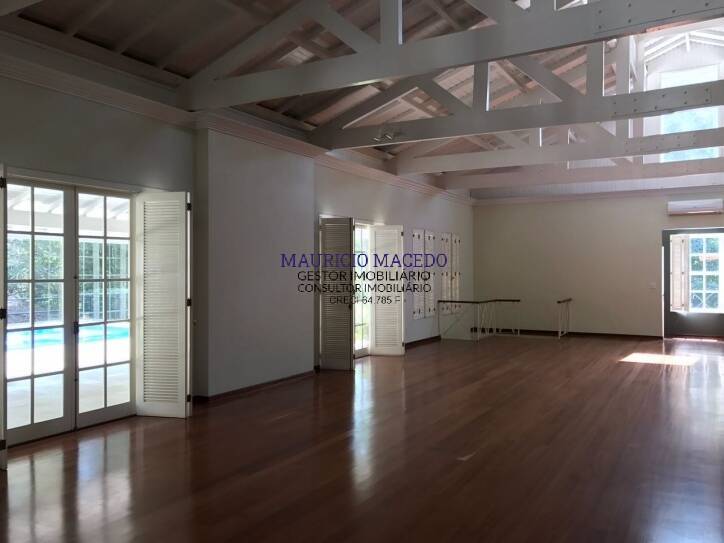 Casa à venda com 3 quartos, 600m² - Foto 12