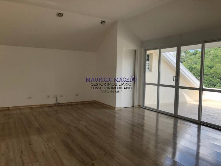 Casa à venda com 4 quartos, 900m² - Foto 3