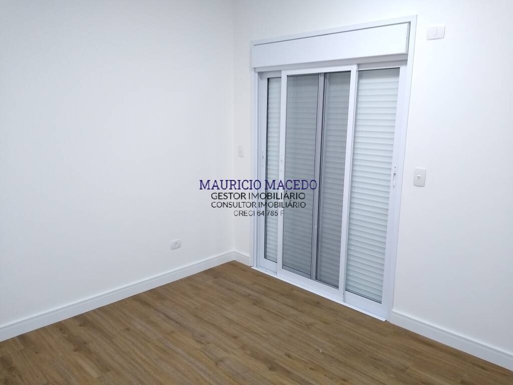 Casa para alugar com 5 quartos, 450m² - Foto 21