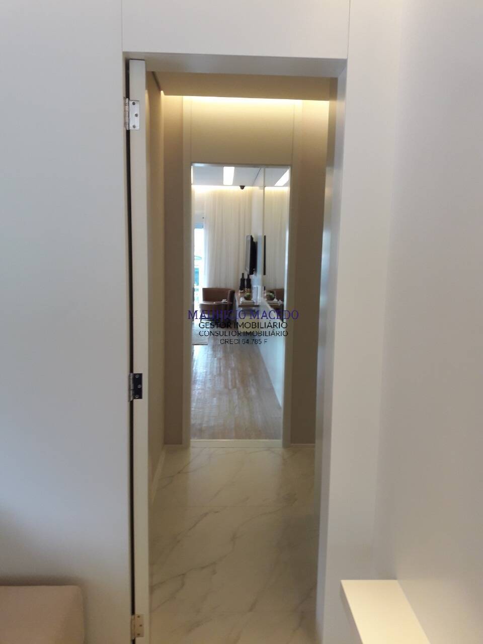 Apartamento à venda com 3 quartos, 200m² - Foto 21