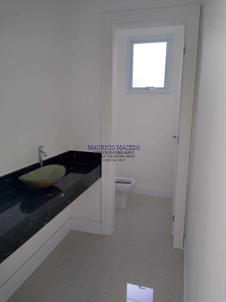 Casa à venda com 4 quartos, 360m² - Foto 17