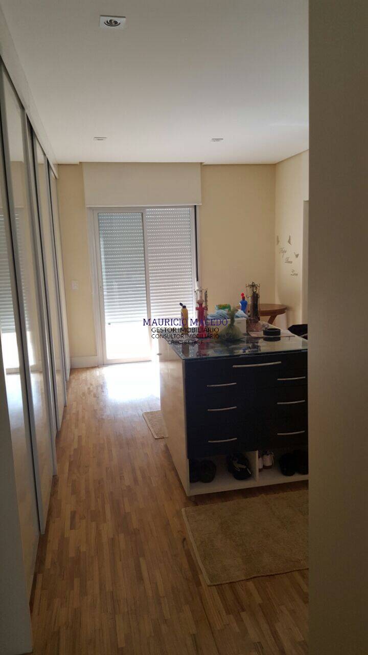 Casa à venda com 4 quartos, 330m² - Foto 16