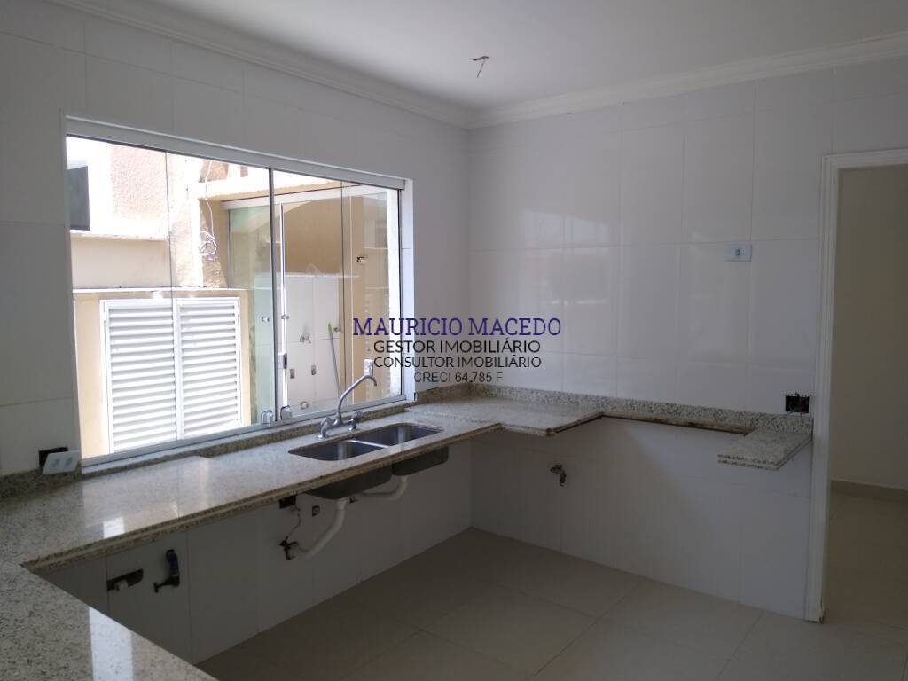 Casa à venda com 4 quartos, 450m² - Foto 3