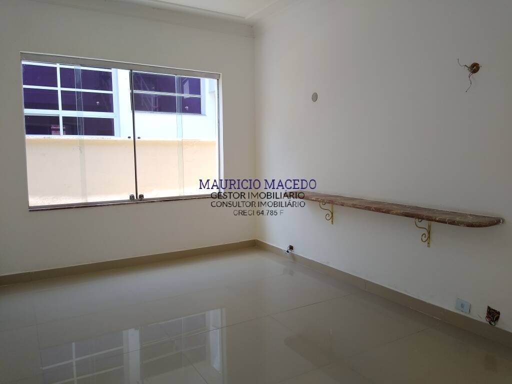 Casa à venda com 4 quartos, 450m² - Foto 6