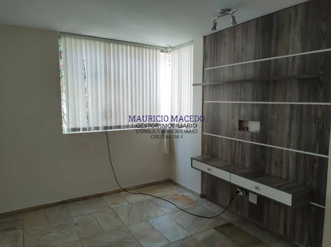 Casa à venda e aluguel com 3 quartos, 350m² - Foto 5