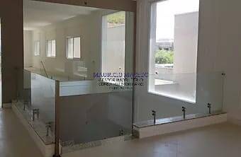 Casa à venda com 3 quartos, 303m² - Foto 2