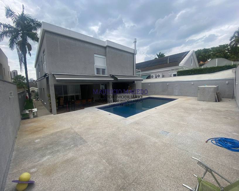 Casa à venda e aluguel com 5 quartos, 550m² - Foto 1