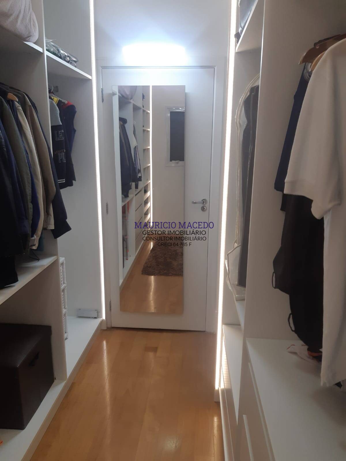 Casa à venda com 5 quartos, 340m² - Foto 11