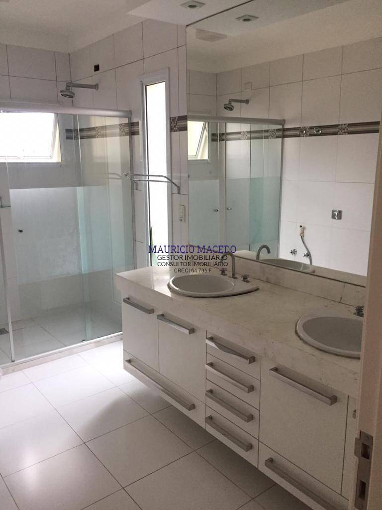 Casa para alugar com 3 quartos, 359m² - Foto 22