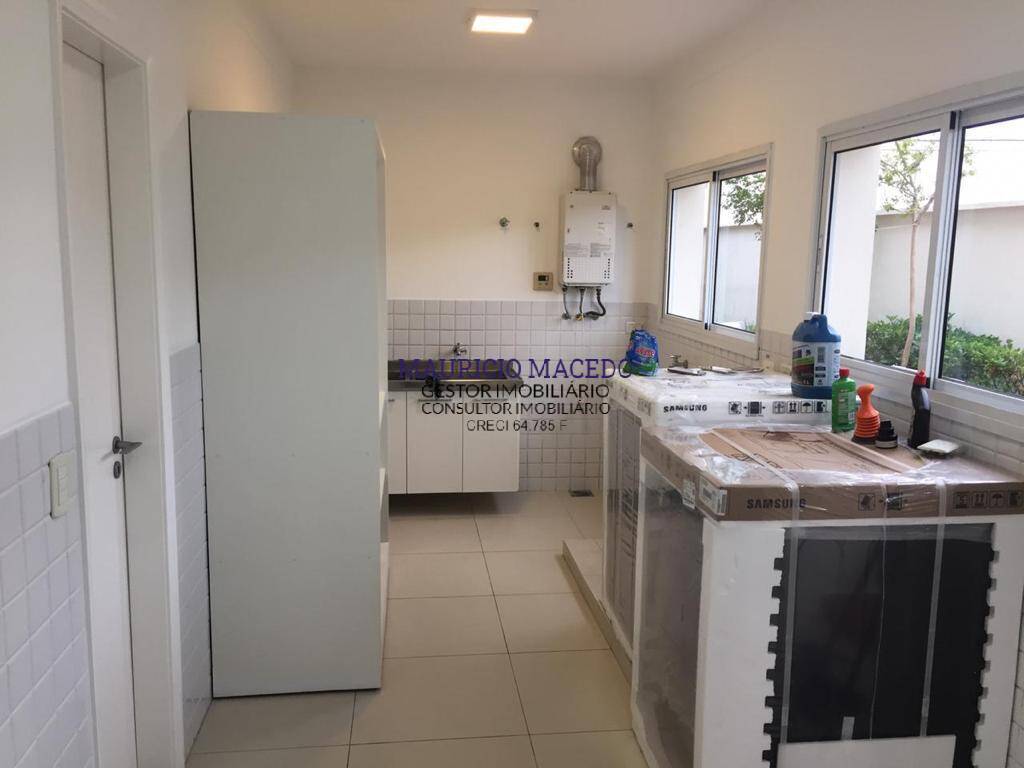 Casa para alugar com 3 quartos, 359m² - Foto 34