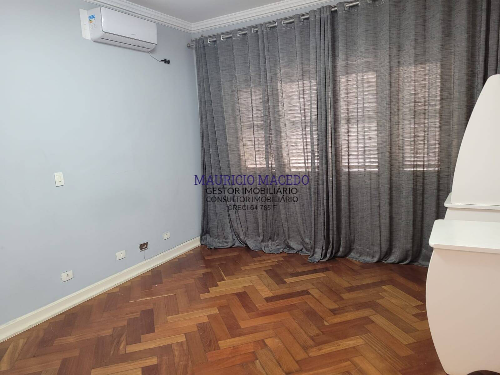 Casa para alugar com 5 quartos, 640m² - Foto 18