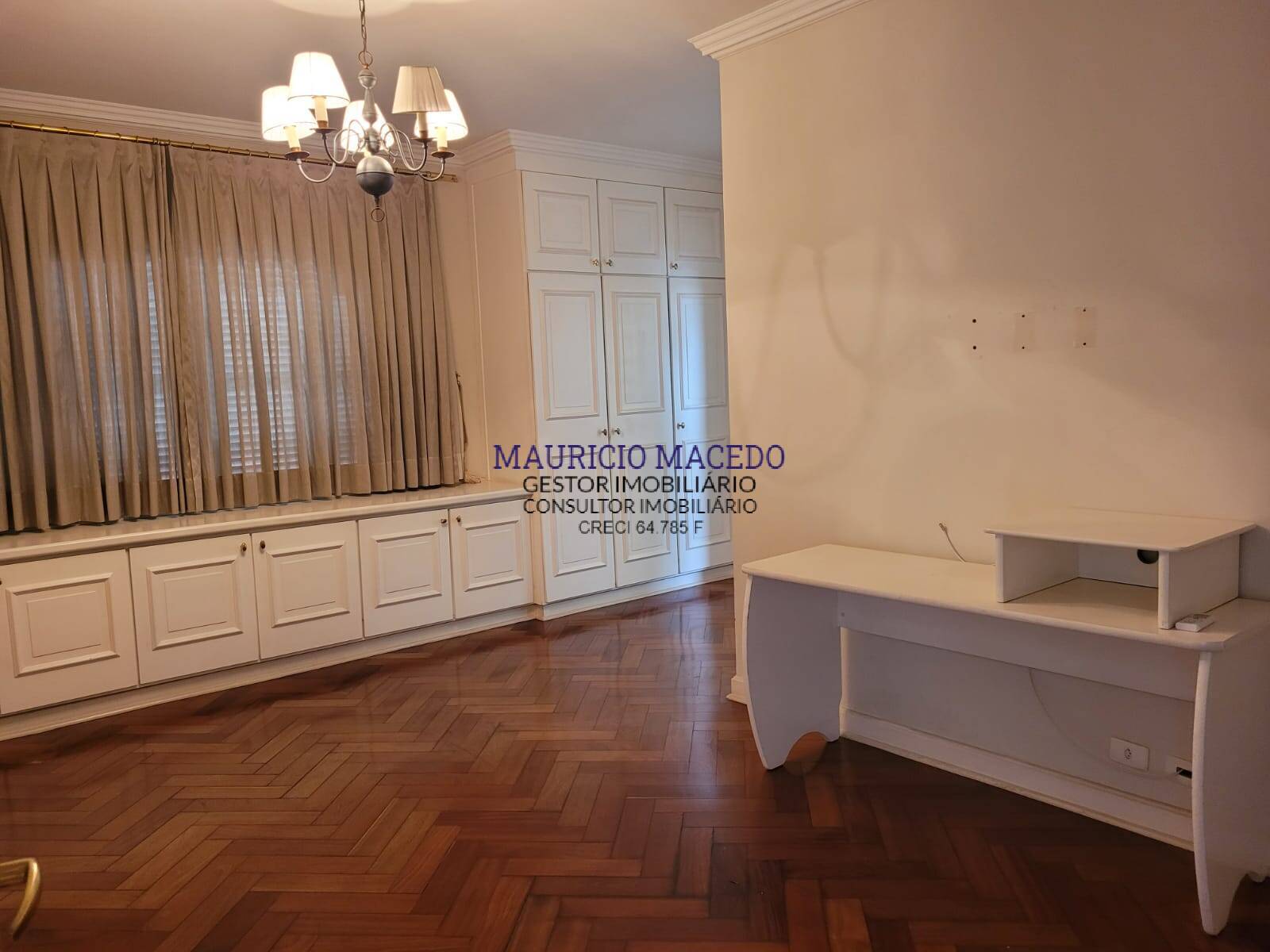 Casa para alugar com 5 quartos, 640m² - Foto 16