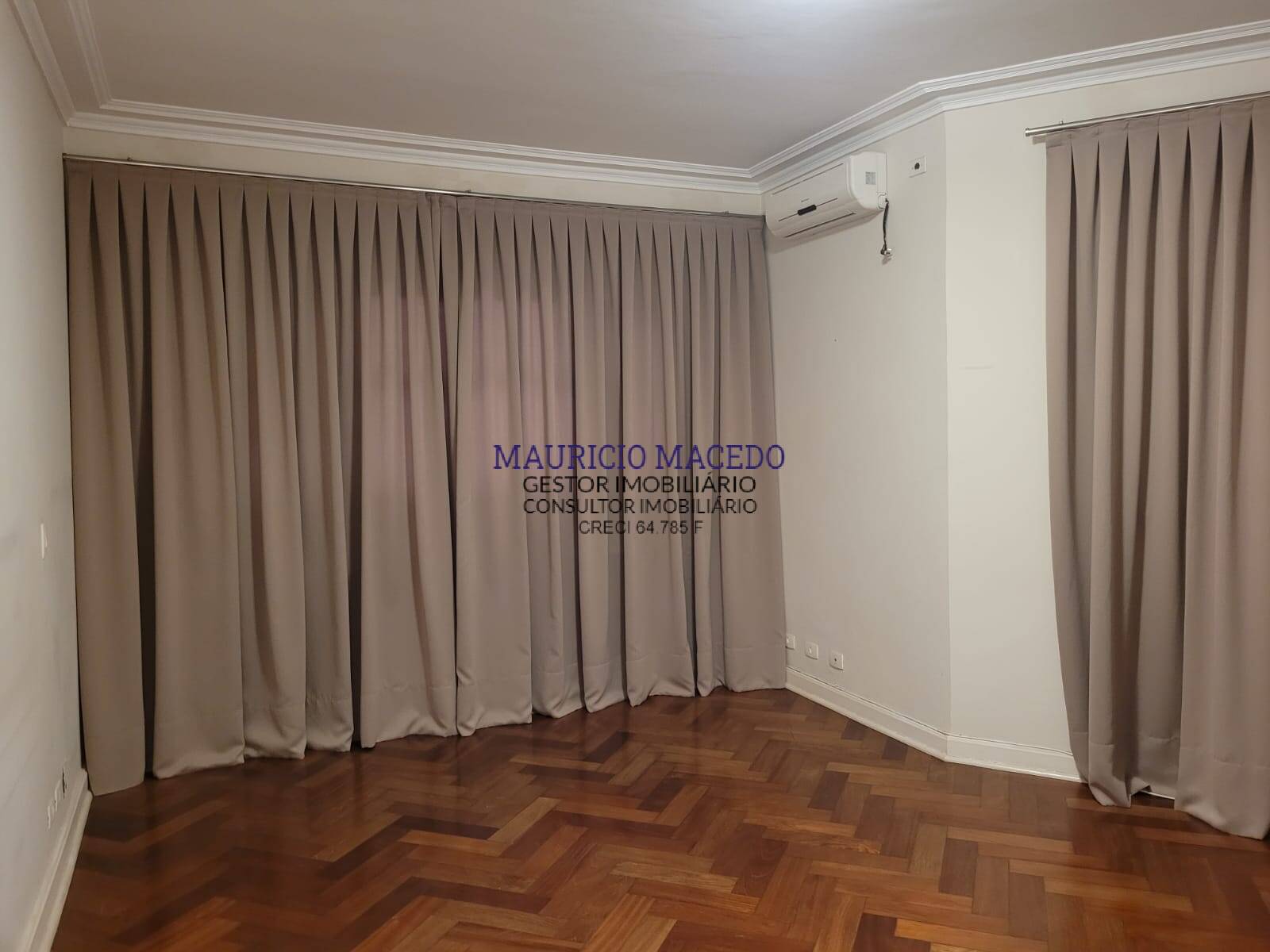 Casa para alugar com 5 quartos, 640m² - Foto 34