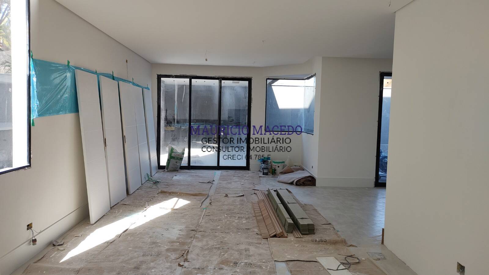 Casa à venda com 4 quartos, 340m² - Foto 16