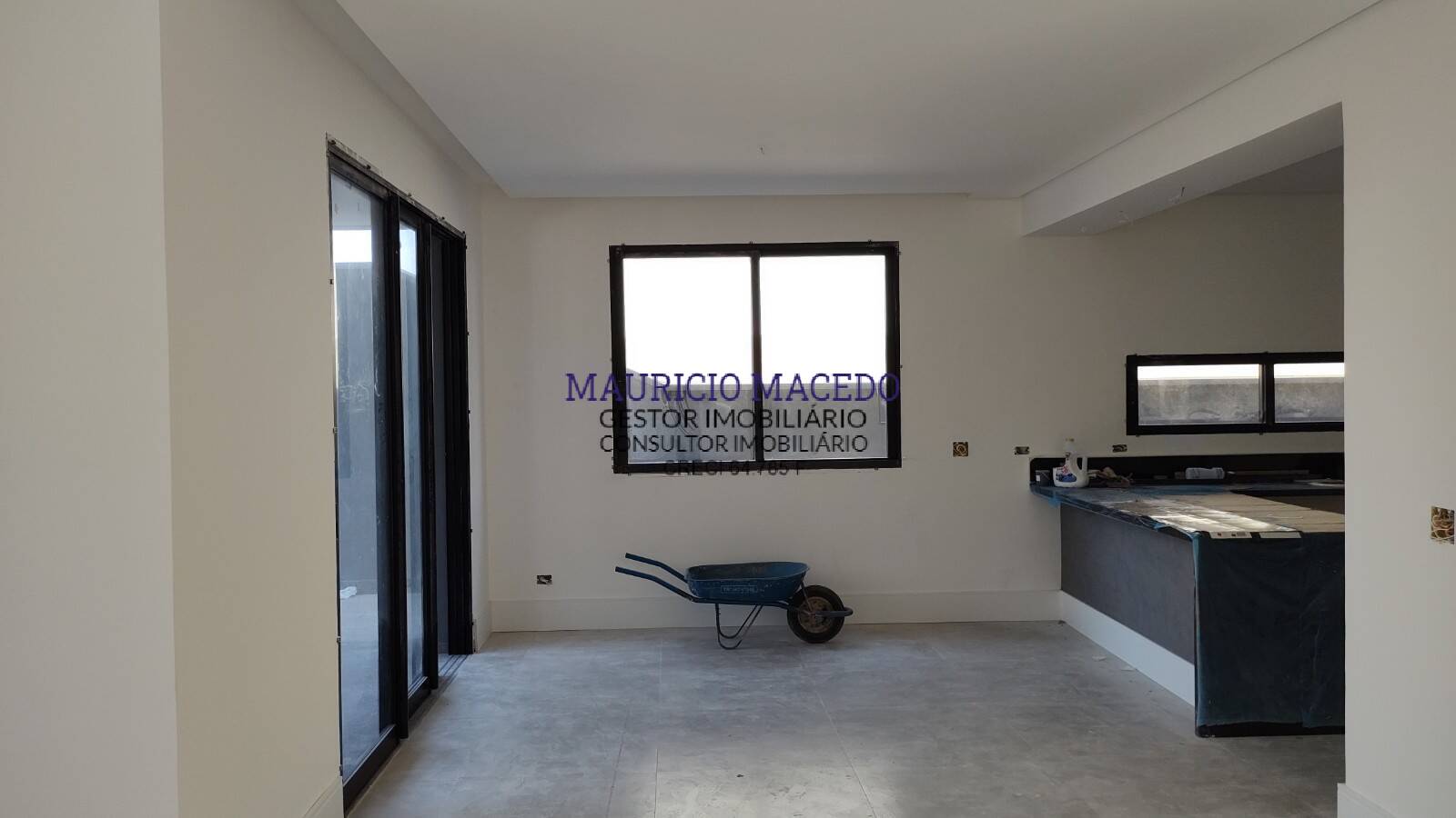 Casa à venda com 4 quartos, 340m² - Foto 15