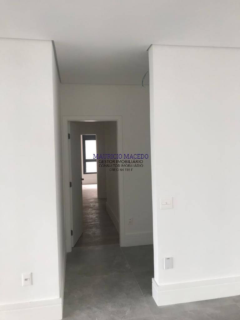 Apartamento à venda com 3 quartos, 284m² - Foto 9