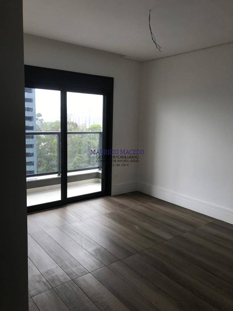 Apartamento à venda com 3 quartos, 284m² - Foto 11