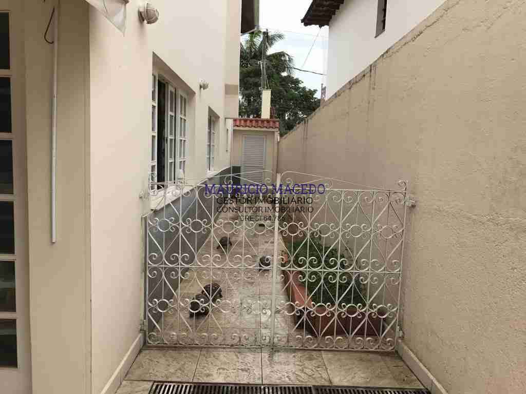 Casa à venda com 4 quartos, 276m² - Foto 12