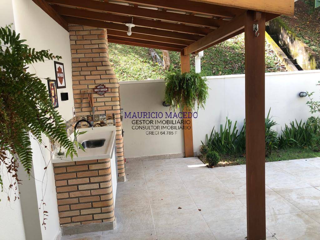 Casa à venda com 3 quartos, 180m² - Foto 42