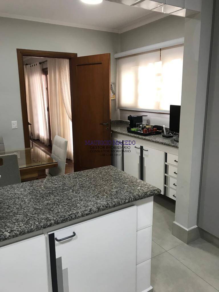 Casa à venda com 4 quartos, 310m² - Foto 20