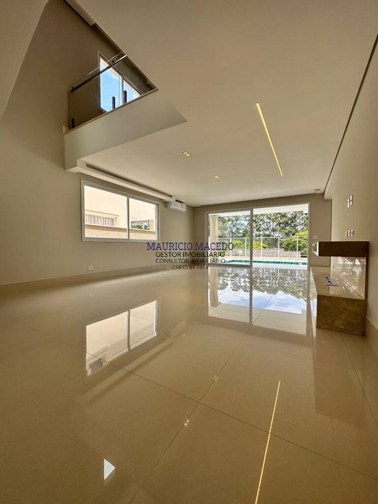 Casa à venda com 4 quartos, 320m² - Foto 16