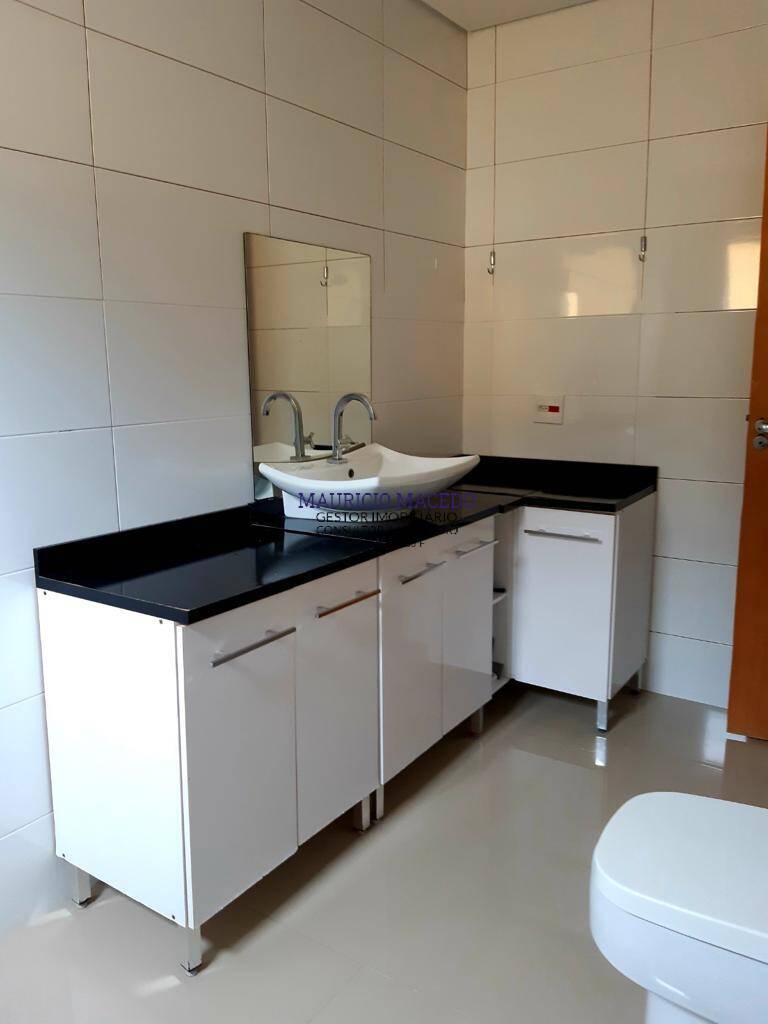 Casa à venda com 3 quartos, 360m² - Foto 13