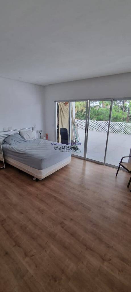 Casa à venda com 3 quartos, 360m² - Foto 15