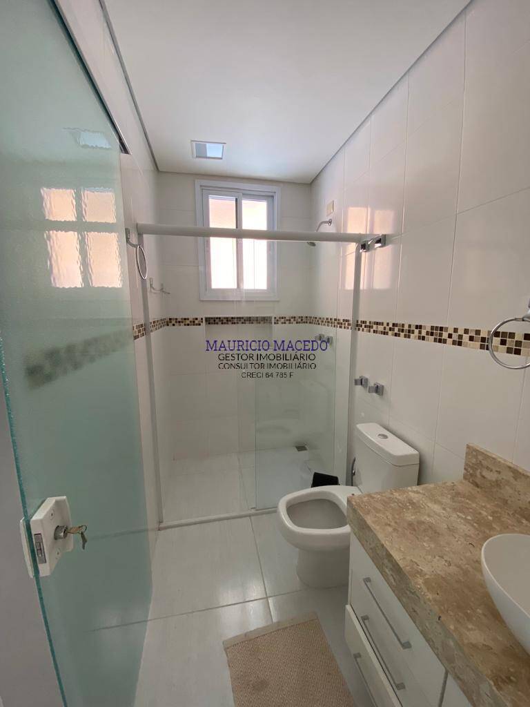 Casa à venda e aluguel com 4 quartos, 370m² - Foto 14