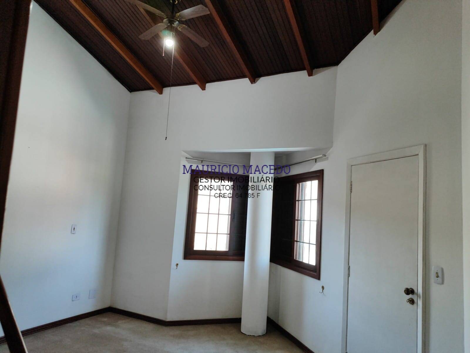 Casa à venda com 4 quartos, 305m² - Foto 21