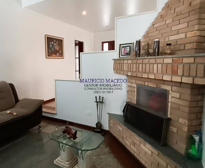 Casa para alugar com 4 quartos, 320m² - Foto 41