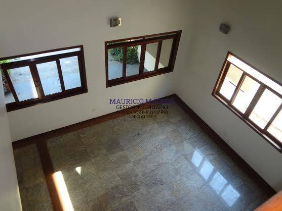 Casa para alugar com 4 quartos, 320m² - Foto 57