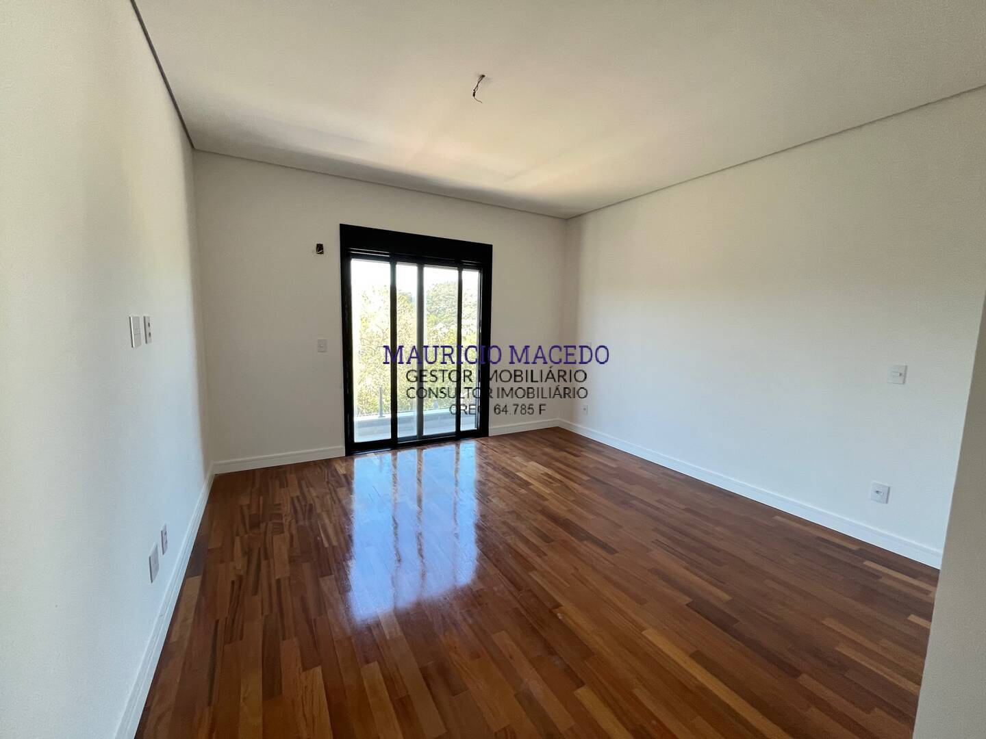 Casa à venda com 4 quartos, 372m² - Foto 9