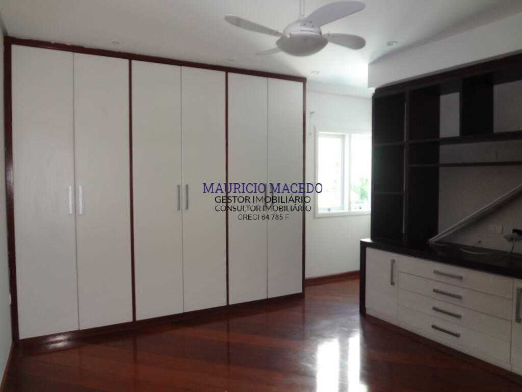 Casa para alugar com 5 quartos, 450m² - Foto 35