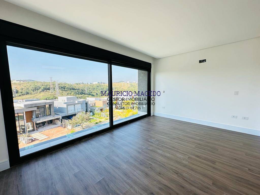 Casa à venda com 4 quartos, 322m² - Foto 5