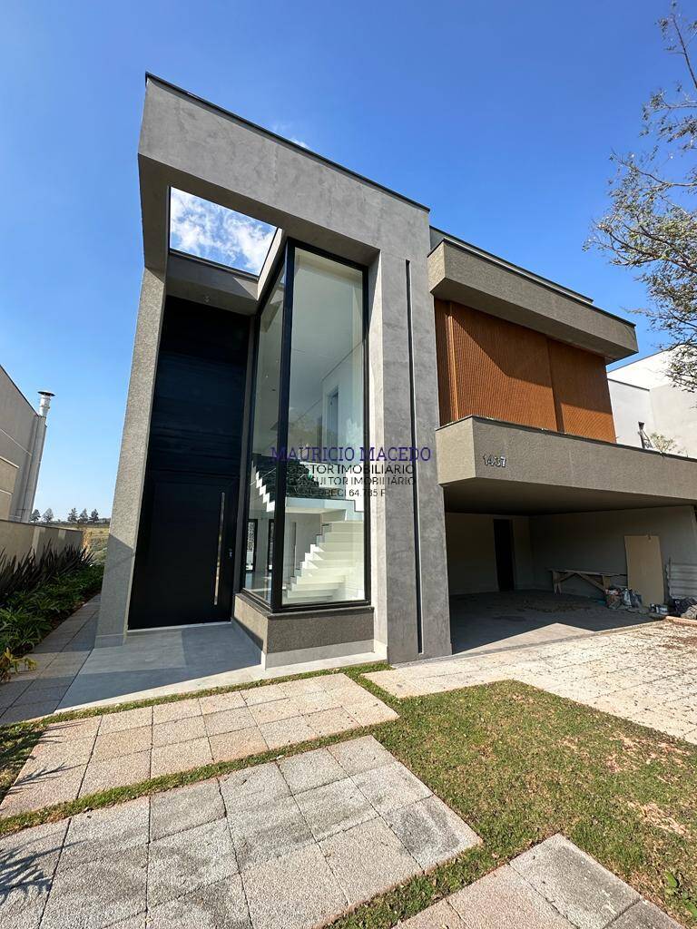 Casa à venda com 4 quartos, 322m² - Foto 2