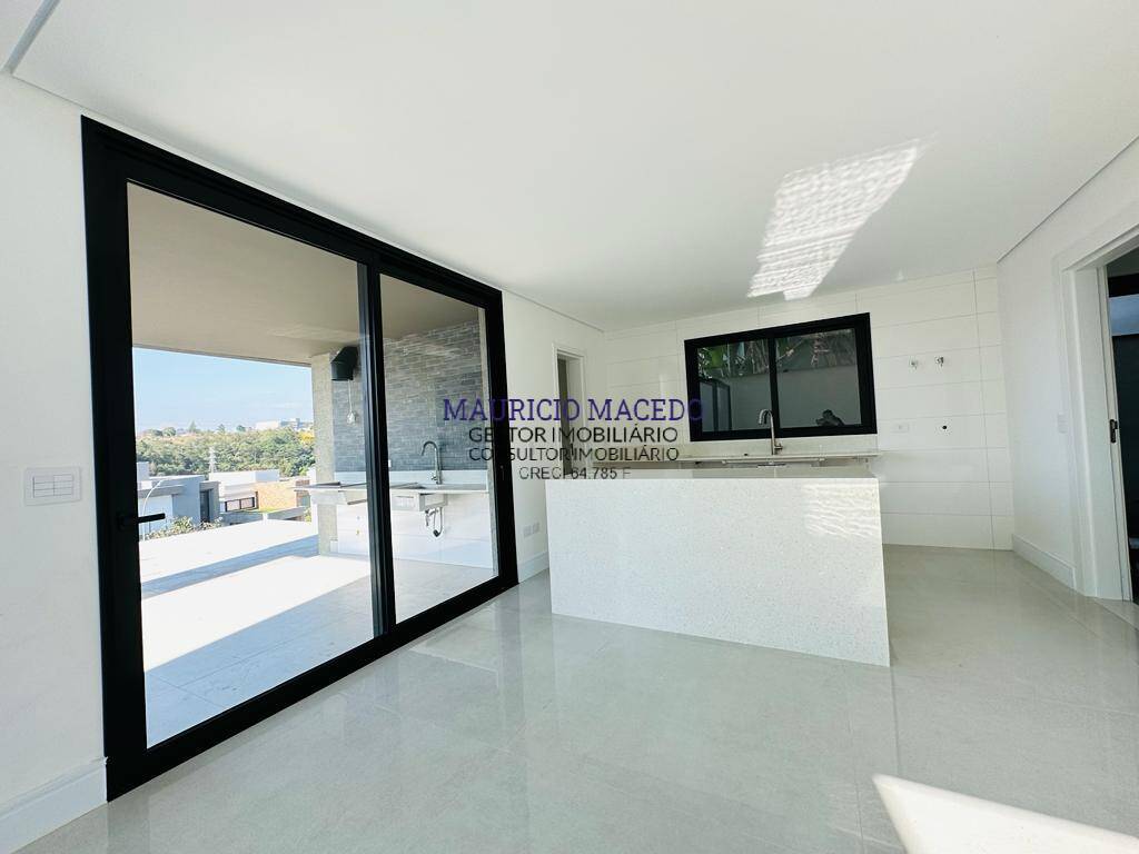 Casa à venda com 4 quartos, 322m² - Foto 19