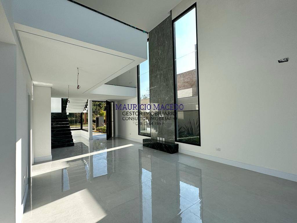 Casa à venda com 4 quartos, 322m² - Foto 20