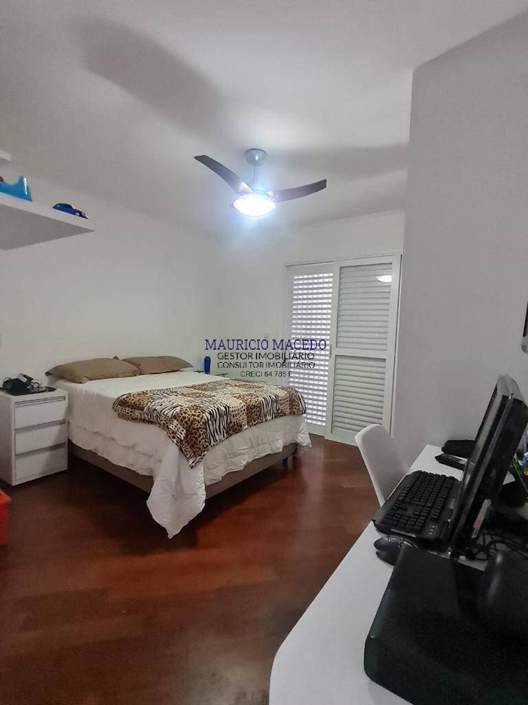 Casa à venda com 4 quartos, 360m² - Foto 7