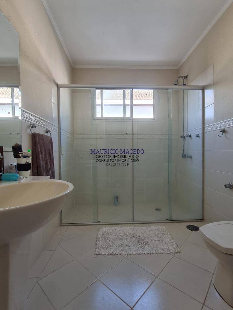 Casa à venda com 4 quartos, 360m² - Foto 9