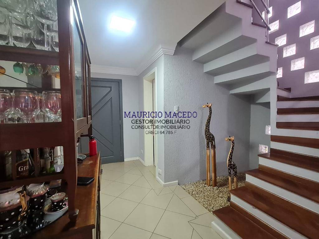 Casa à venda com 4 quartos, 360m² - Foto 18