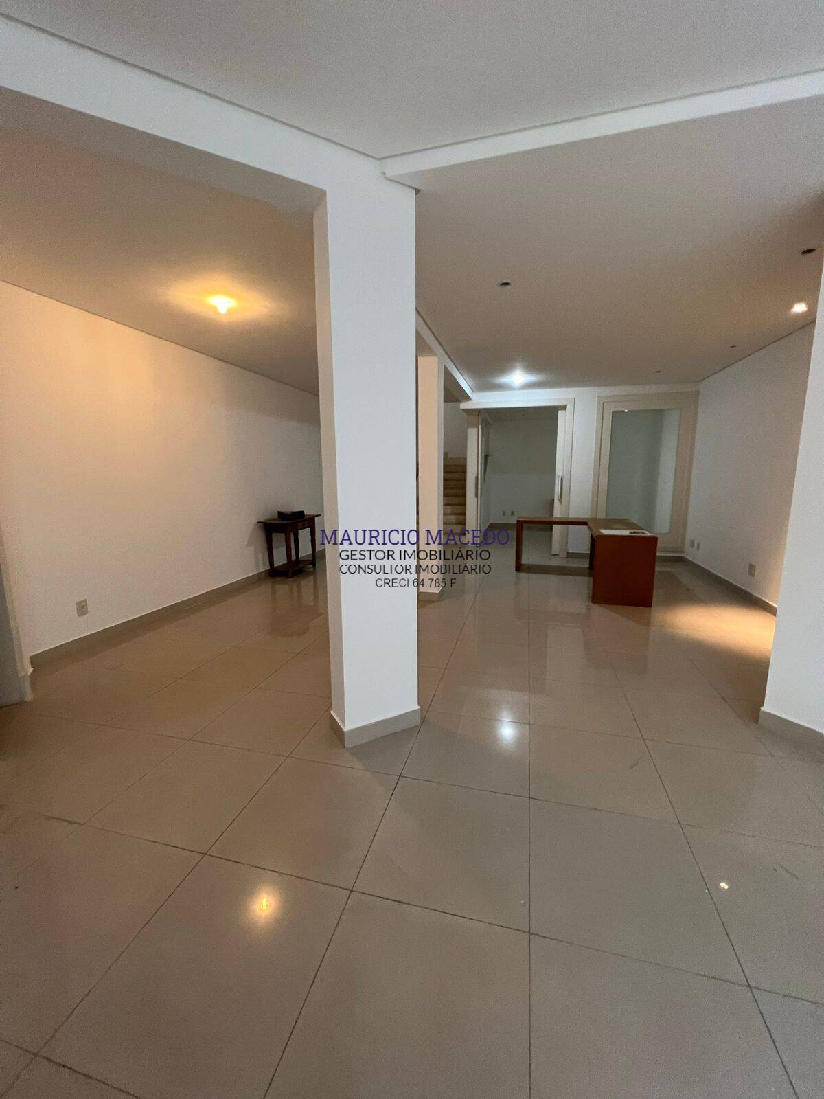 Casa à venda e aluguel com 4 quartos, 380m² - Foto 17