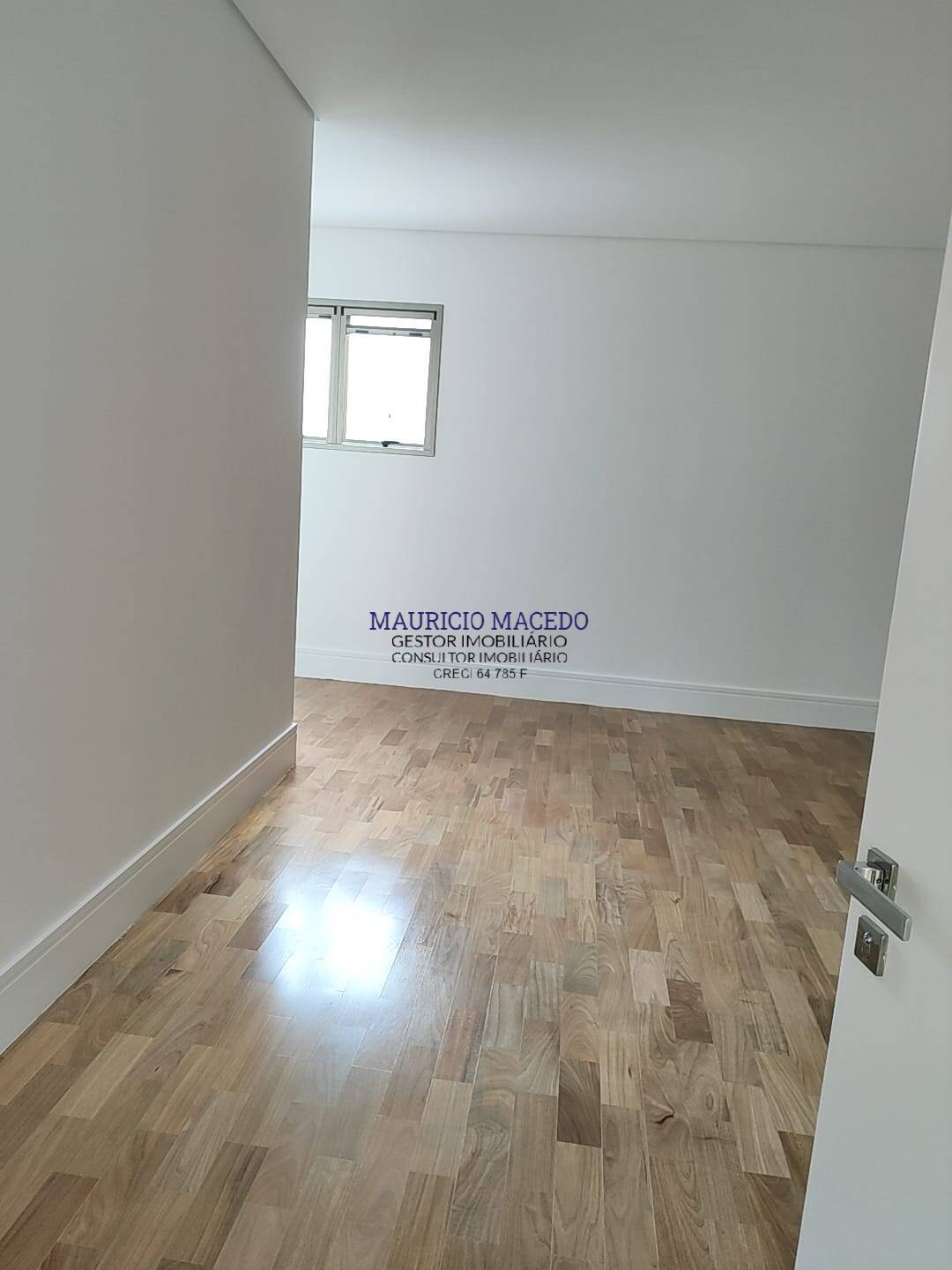 Casa à venda com 4 quartos, 780m² - Foto 2