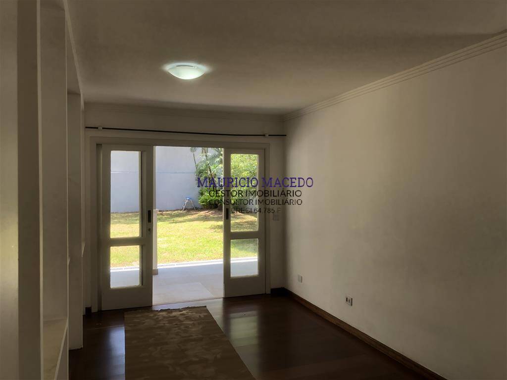 Casa para alugar com 3 quartos, 286m² - Foto 9