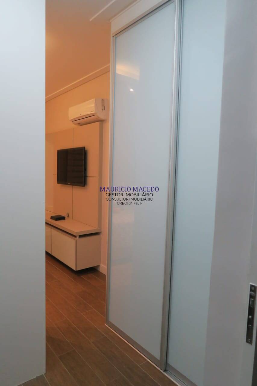 Apartamento à venda com 3 quartos, 123m² - Foto 9