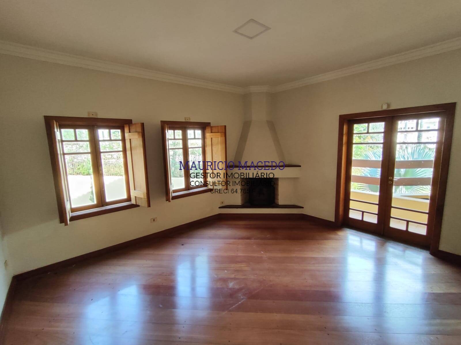 Casa à venda e aluguel com 4 quartos, 650m² - Foto 7