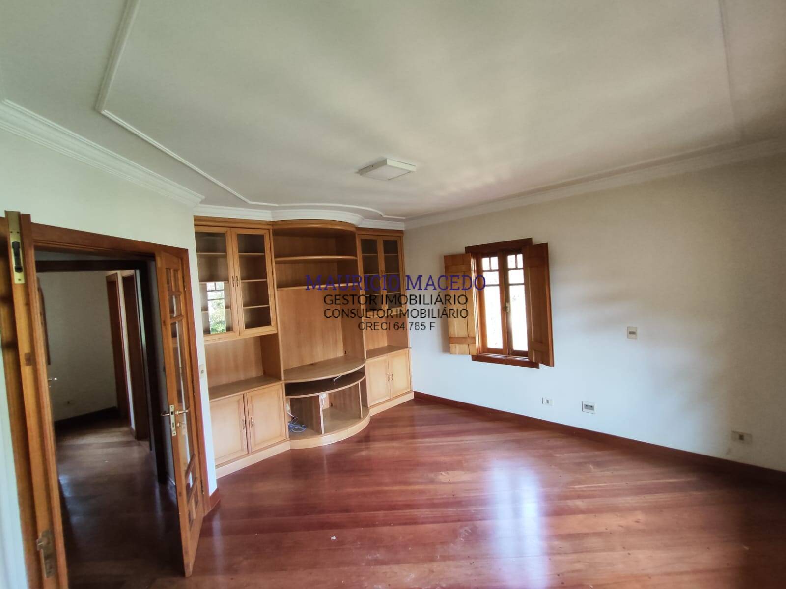 Casa à venda e aluguel com 4 quartos, 650m² - Foto 26