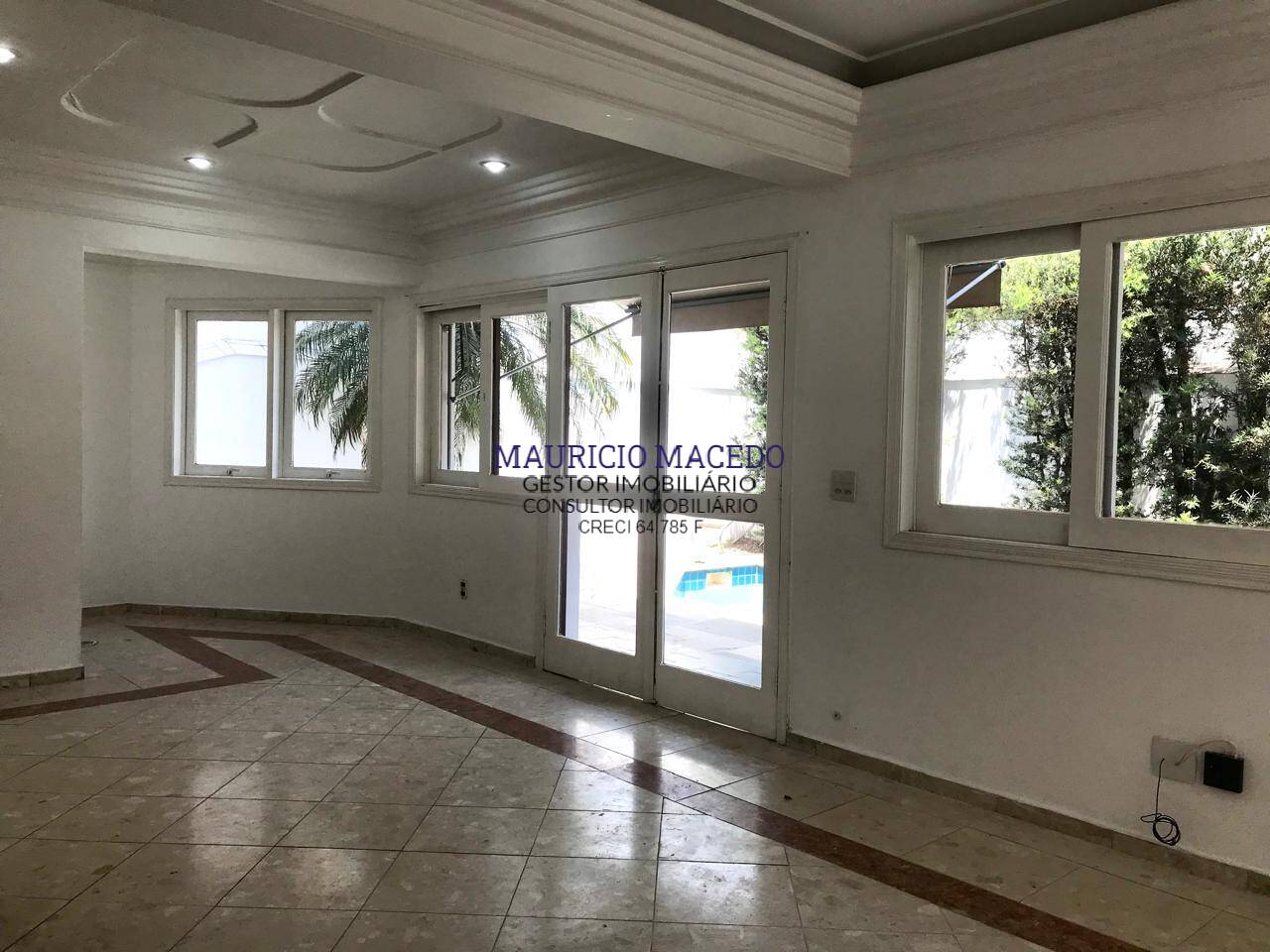 Casa à venda com 4 quartos, 300m² - Foto 15