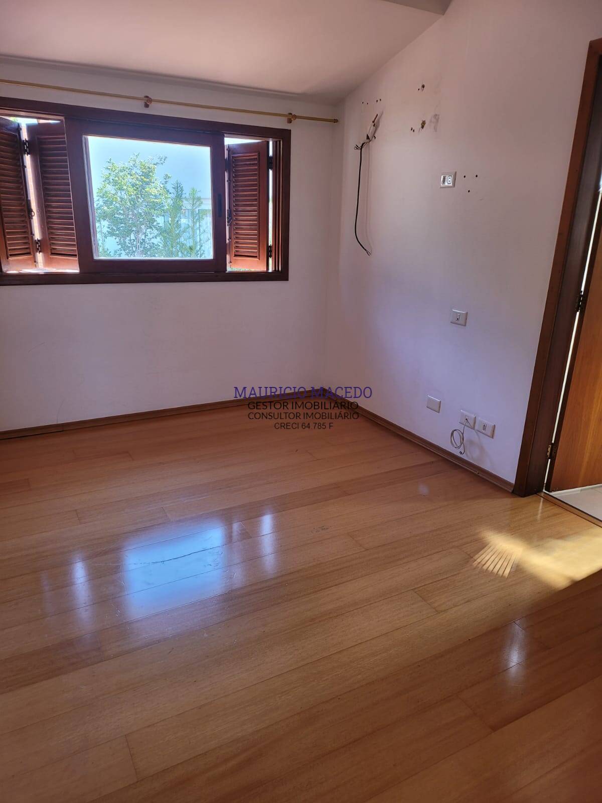 Casa à venda com 4 quartos, 360m² - Foto 8