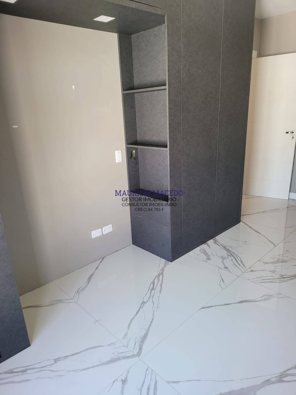 Casa à venda com 4 quartos, 360m² - Foto 16